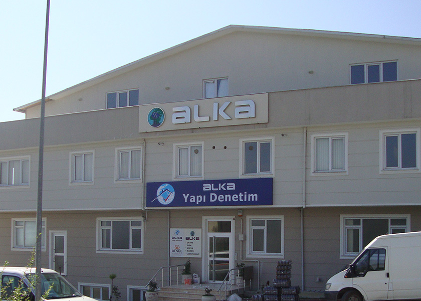 KOMPOZİT TABELA ÜZERİ KROM HARF