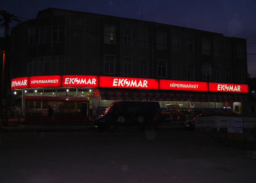 IŞIKLI VİNİL TABELA İMALAT VE MONTAJI