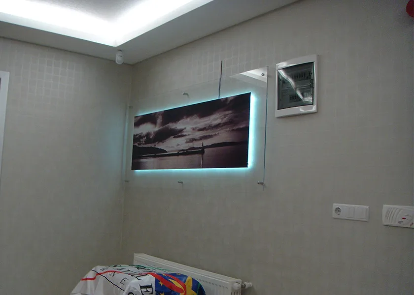IŞIKLI ŞEFFEF PLEKSİ GRAVÜR UYGULAMA