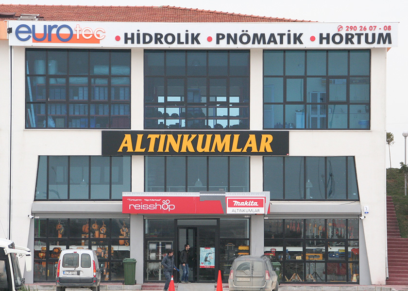 KOMPOZİT TABELA ÜZERİ KUTU HARF