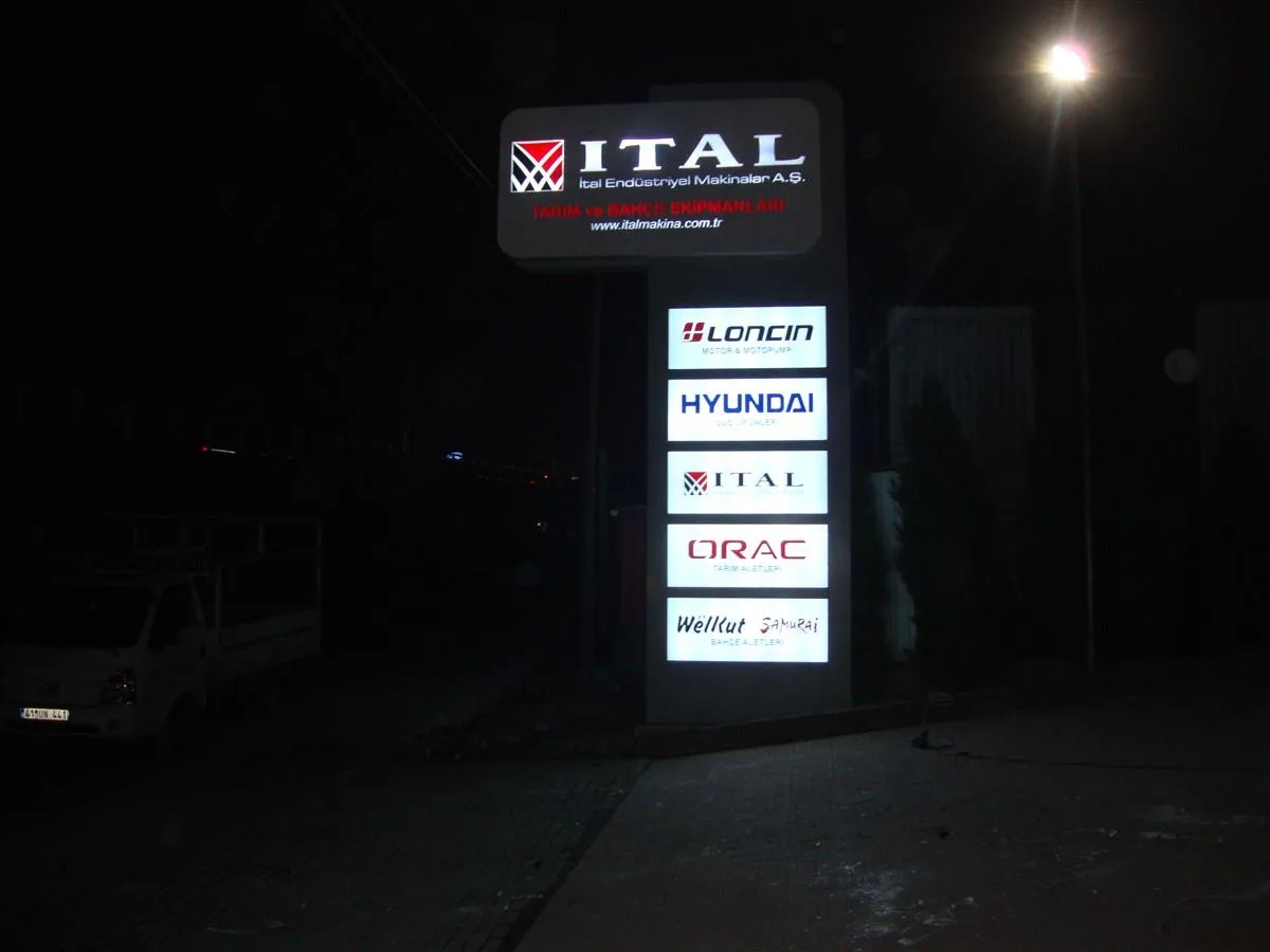 İTAL MAKİNE IŞIKLI TOTEM / RAKET TABELA