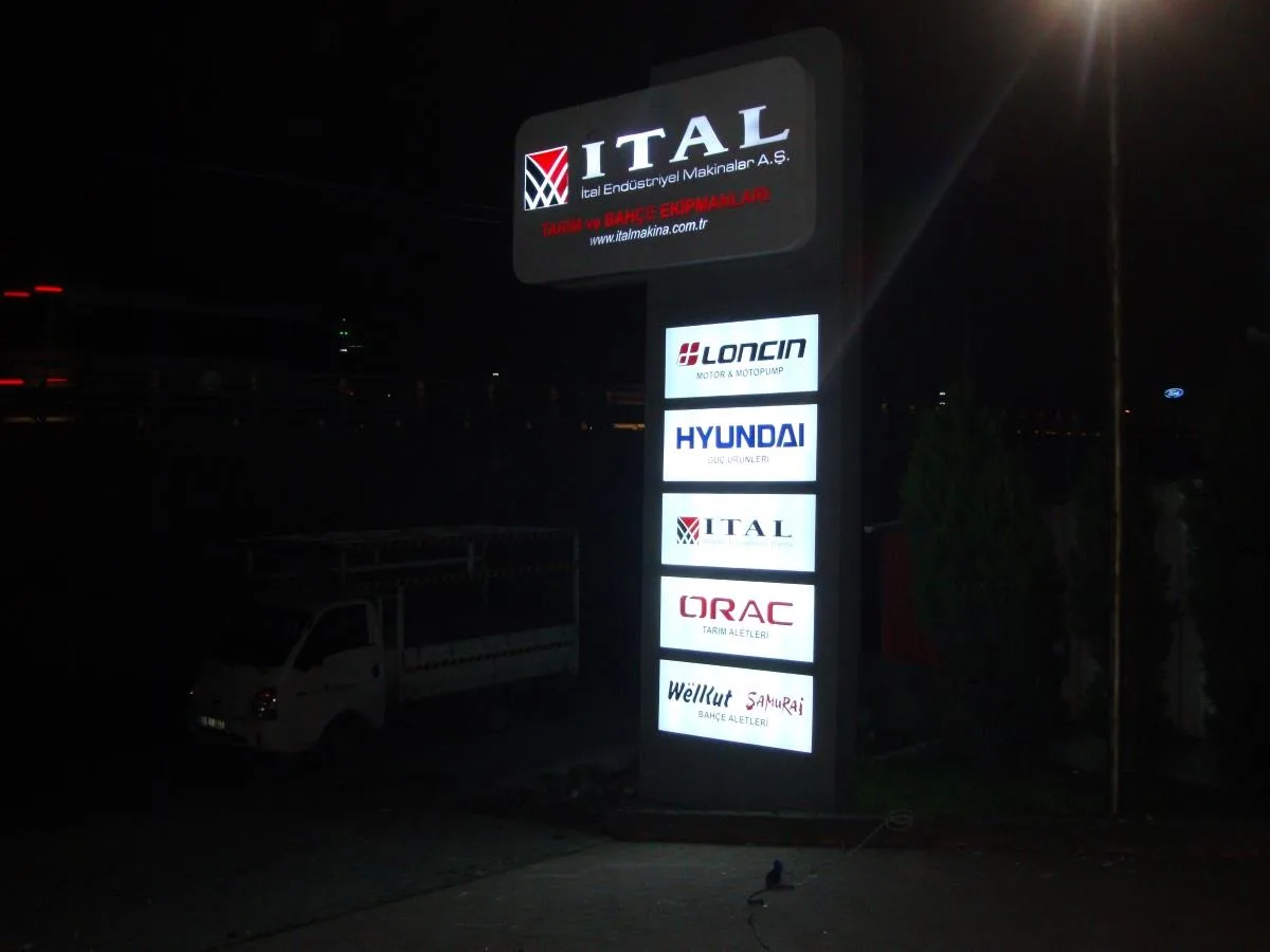 İTAL MAKİNE IŞIKLI TOTEM / RAKET TABELA