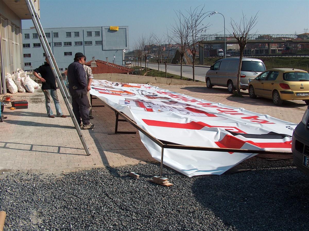DİJİTAL BASKI VİNİL CEPHE GİYDİRME TABELA
