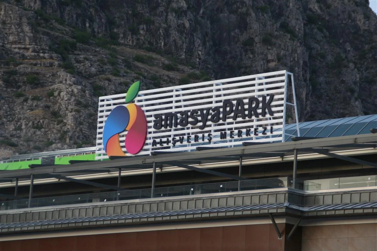 IŞIKLI KUTU HARF IZGARA ZEMİN ÇATI TABELASI