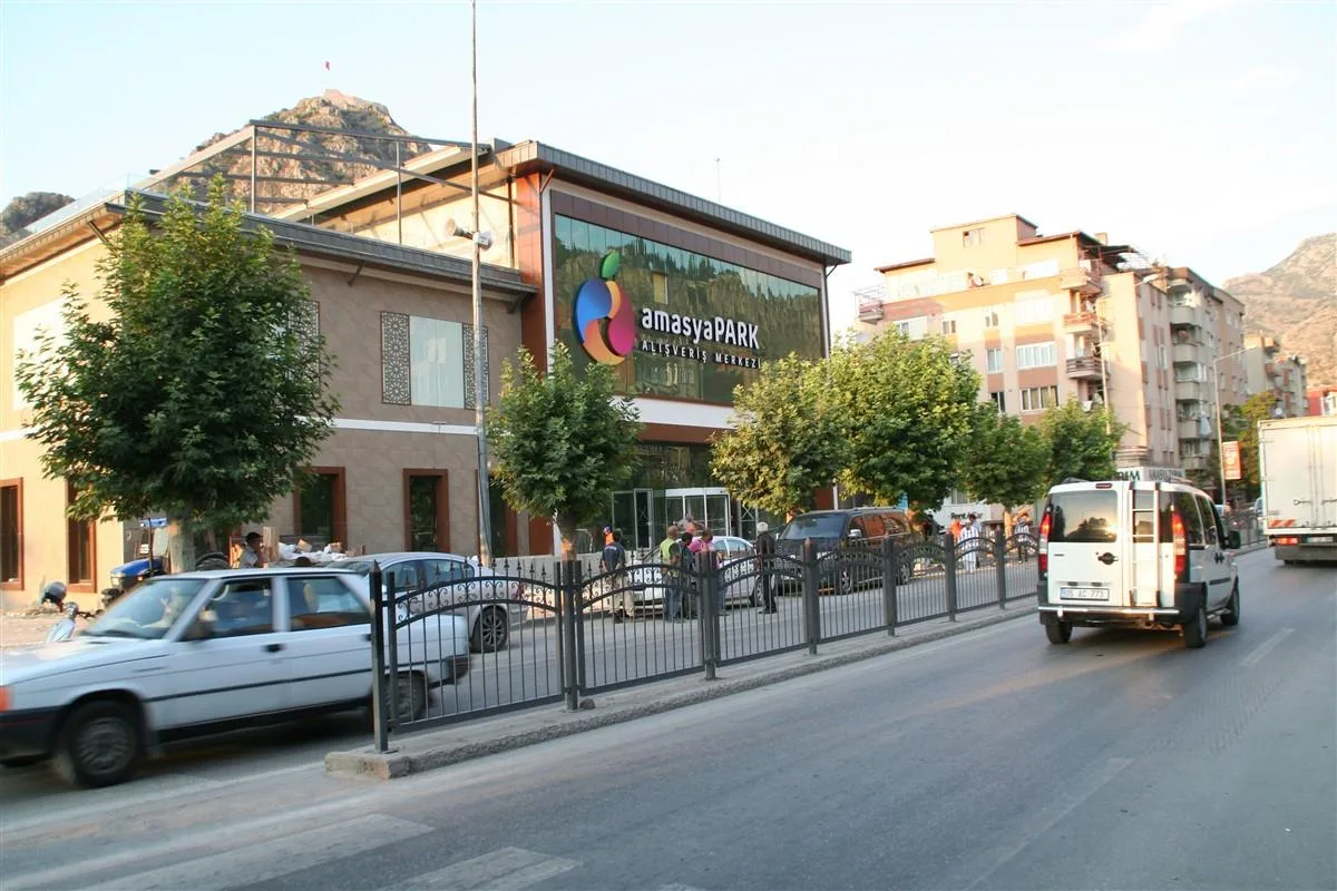 IŞIKLI KUTU HARF CAM CEPHE TABELA