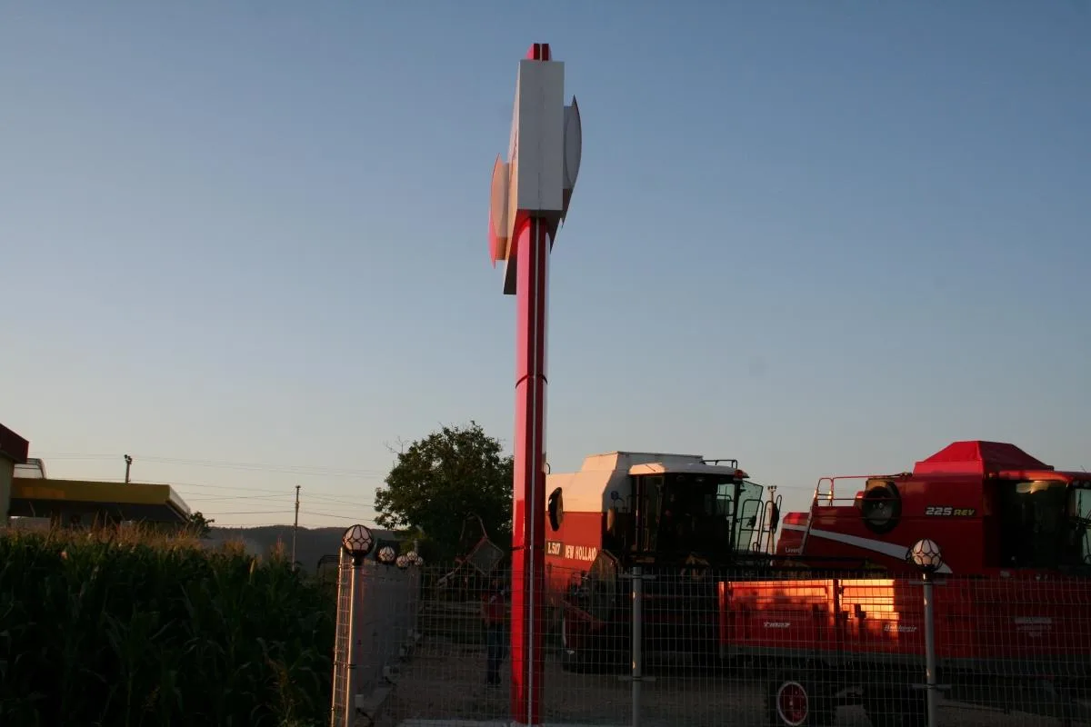 KARATAŞ ALÜMİNYUM IŞIKLI TOTEM TABELA