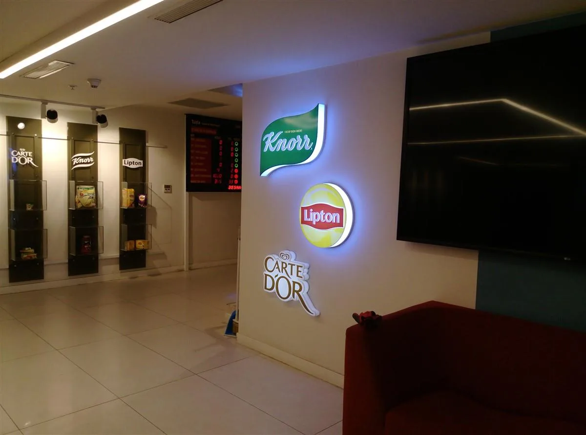 PLEKSİ IŞIKLI KUTU HARF OFİS İÇİ ÇALIŞMA