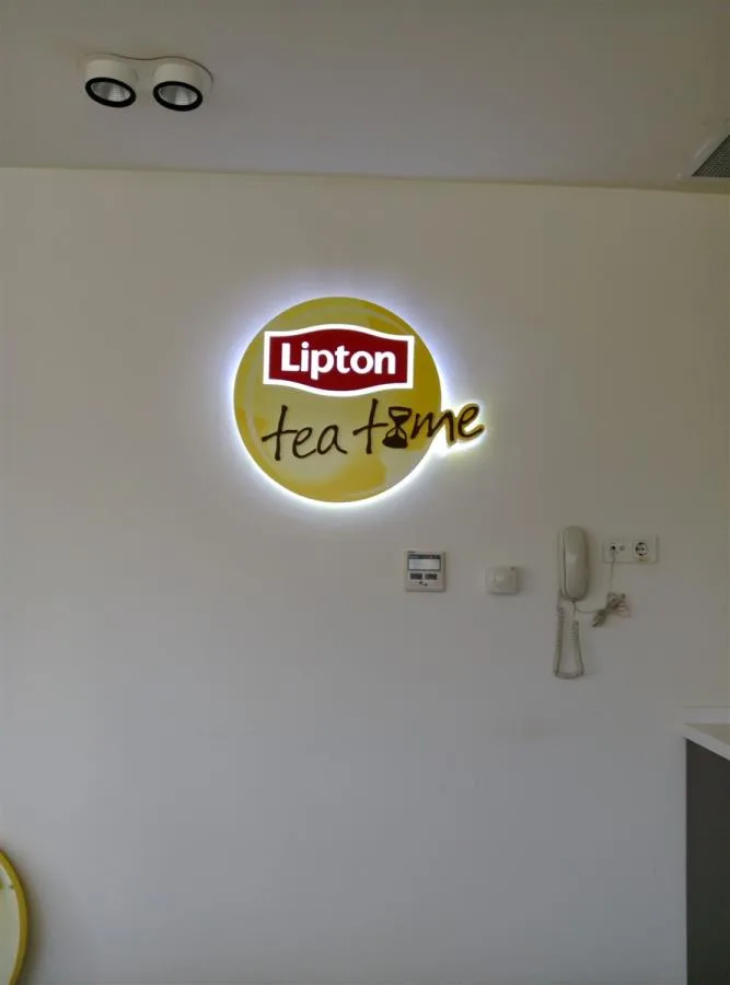 PLEKSİ IŞIKLI KUTU HARF OFİS İÇİ ÇALIŞMA