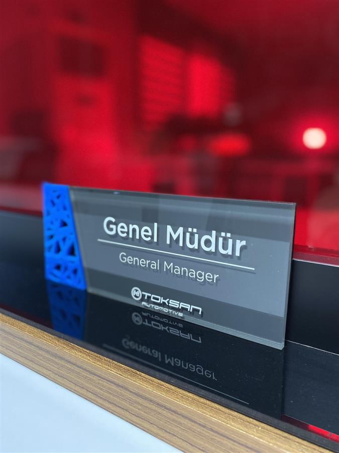 OFİS KAPI İSİMLİĞİ KABARTMA LAZER KESİM UYGULAMA