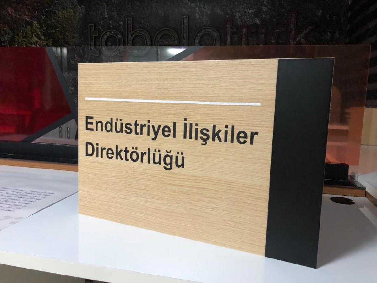 AHŞAP YÖNLENDİRME OFİS - KAPI İSİMLİĞİ