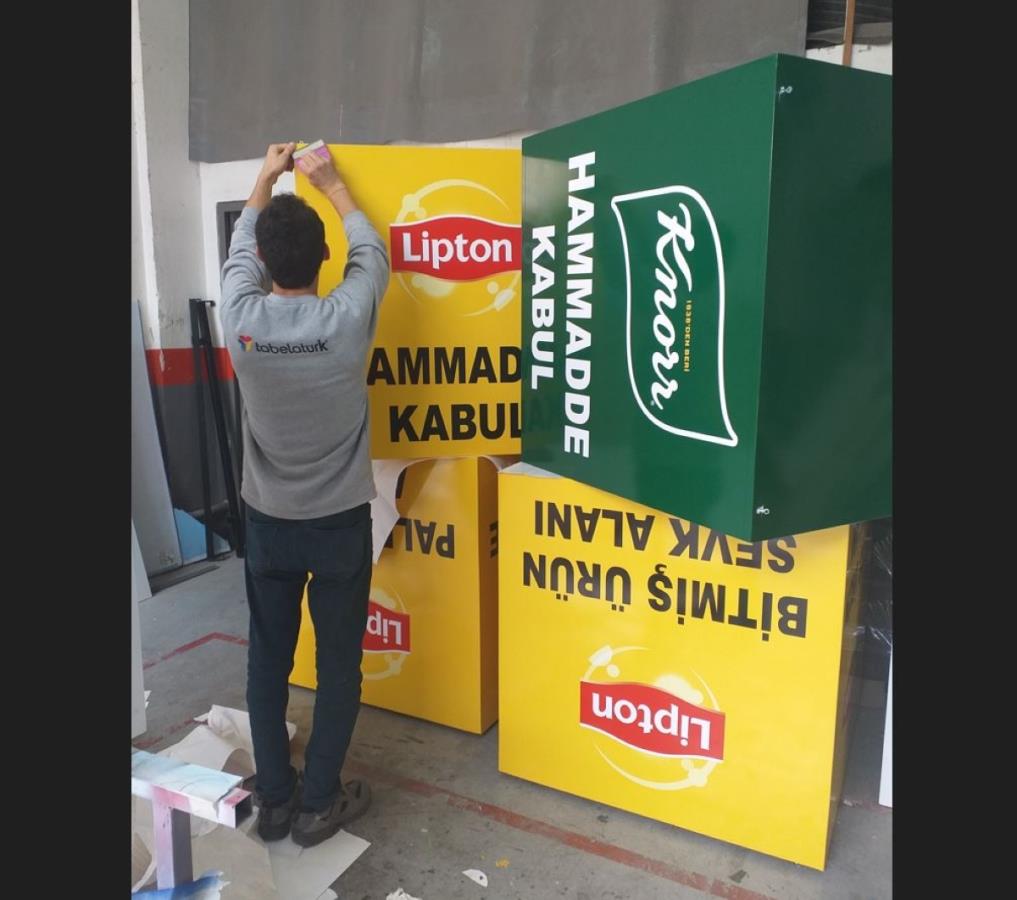 TANIMLAMA VE YÖNLENDİRME ASKILI KÜP TABELALAR