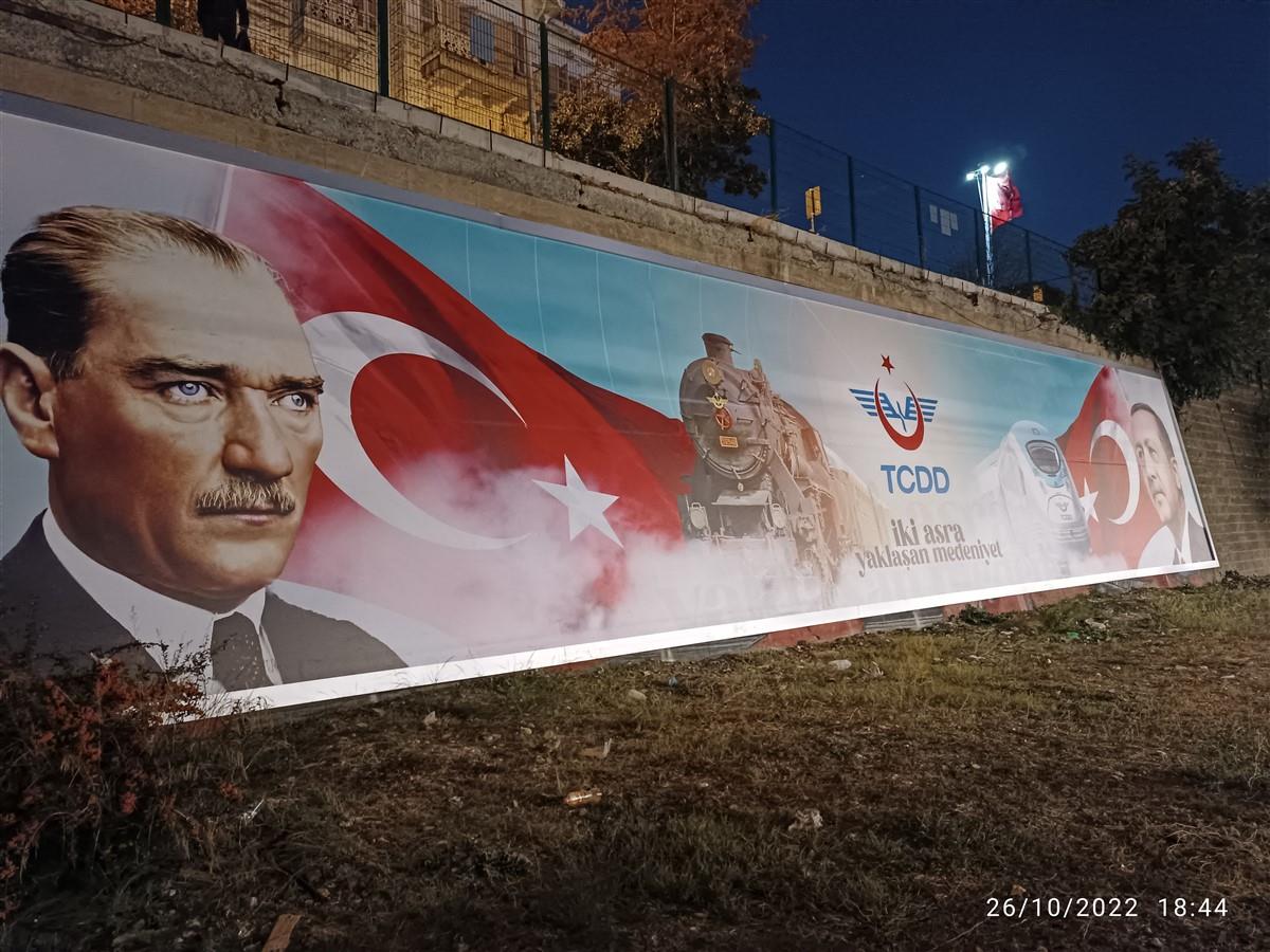 DUVAR ÜZERİ VİNİL GERME TABELA