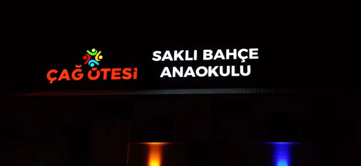 IŞIKLI KUTU HARF KOMPOZİT ZEMİN ÇATI TABELASI