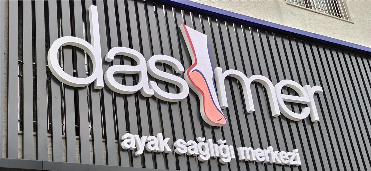 IZGARA ZEMİN IŞIKLI KUTU HARF TABELA
