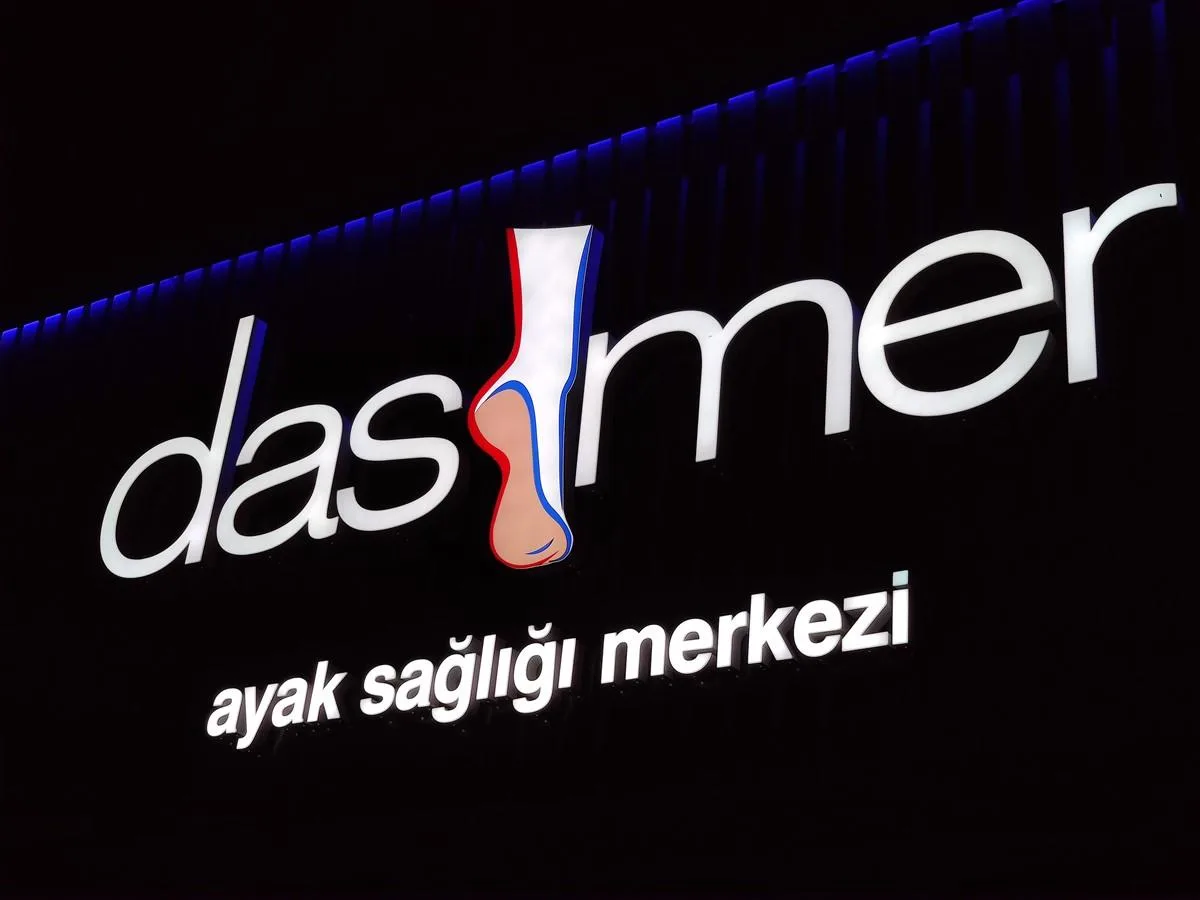 IZGARA ZEMİN IŞIKLI KUTU HARF TABELA