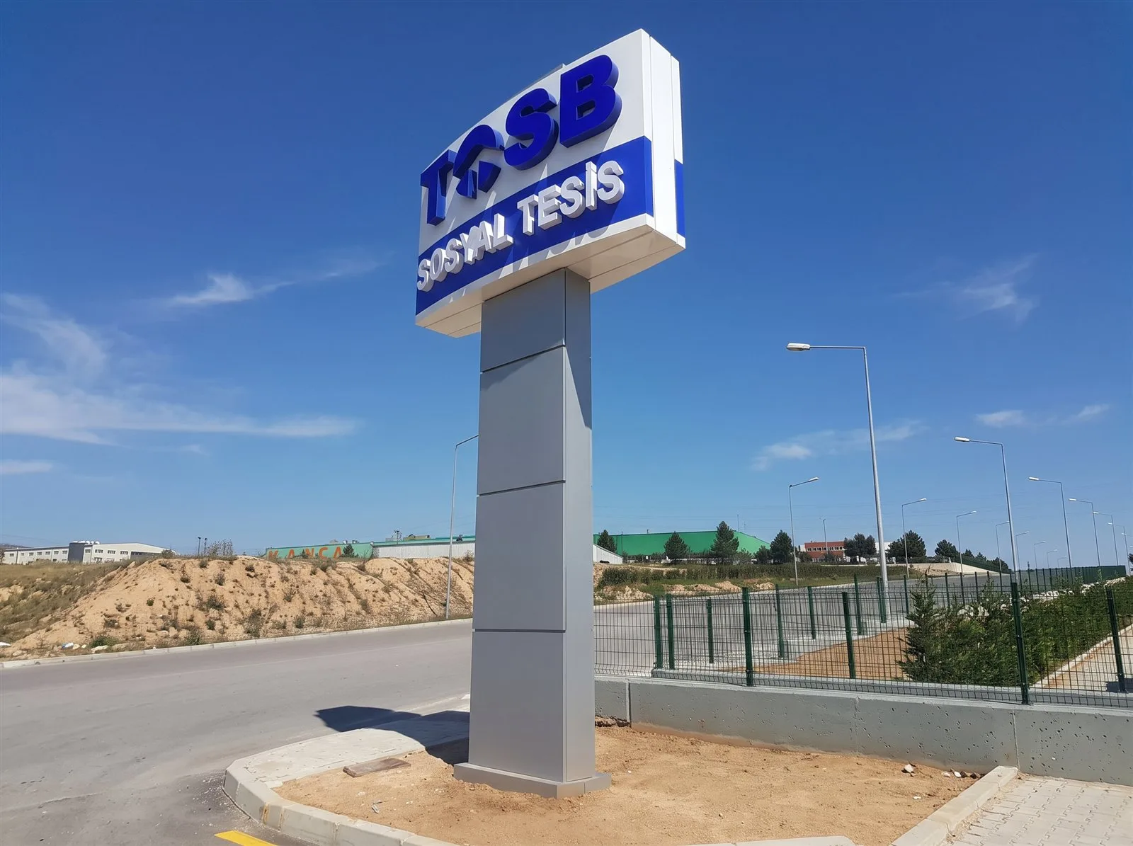 TOSB ORGANİZE SANAYİ TOTEM / PİLON TABELA