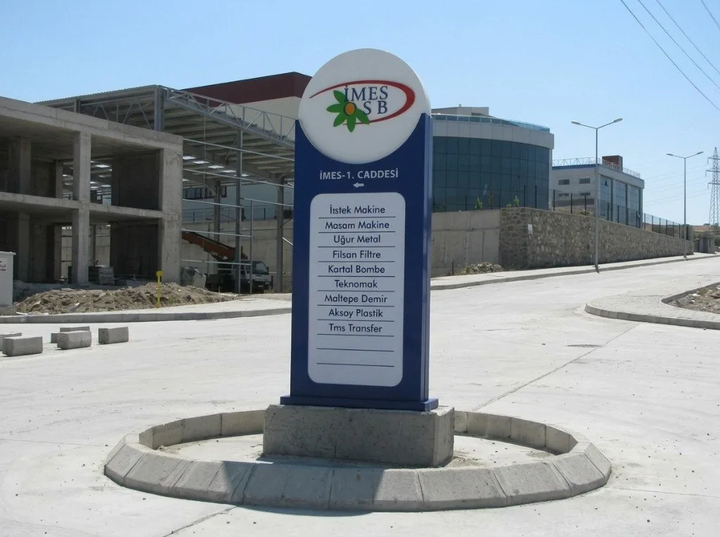 İMES OSB IŞIKLI YÖNLENDİRME PİLON TABELA