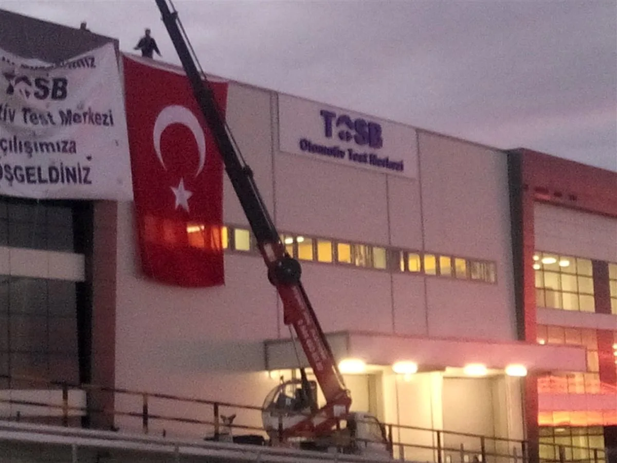 KOMPOZİT ZEMİN ALÜMİNYUM IŞIKLI KUTU HARF