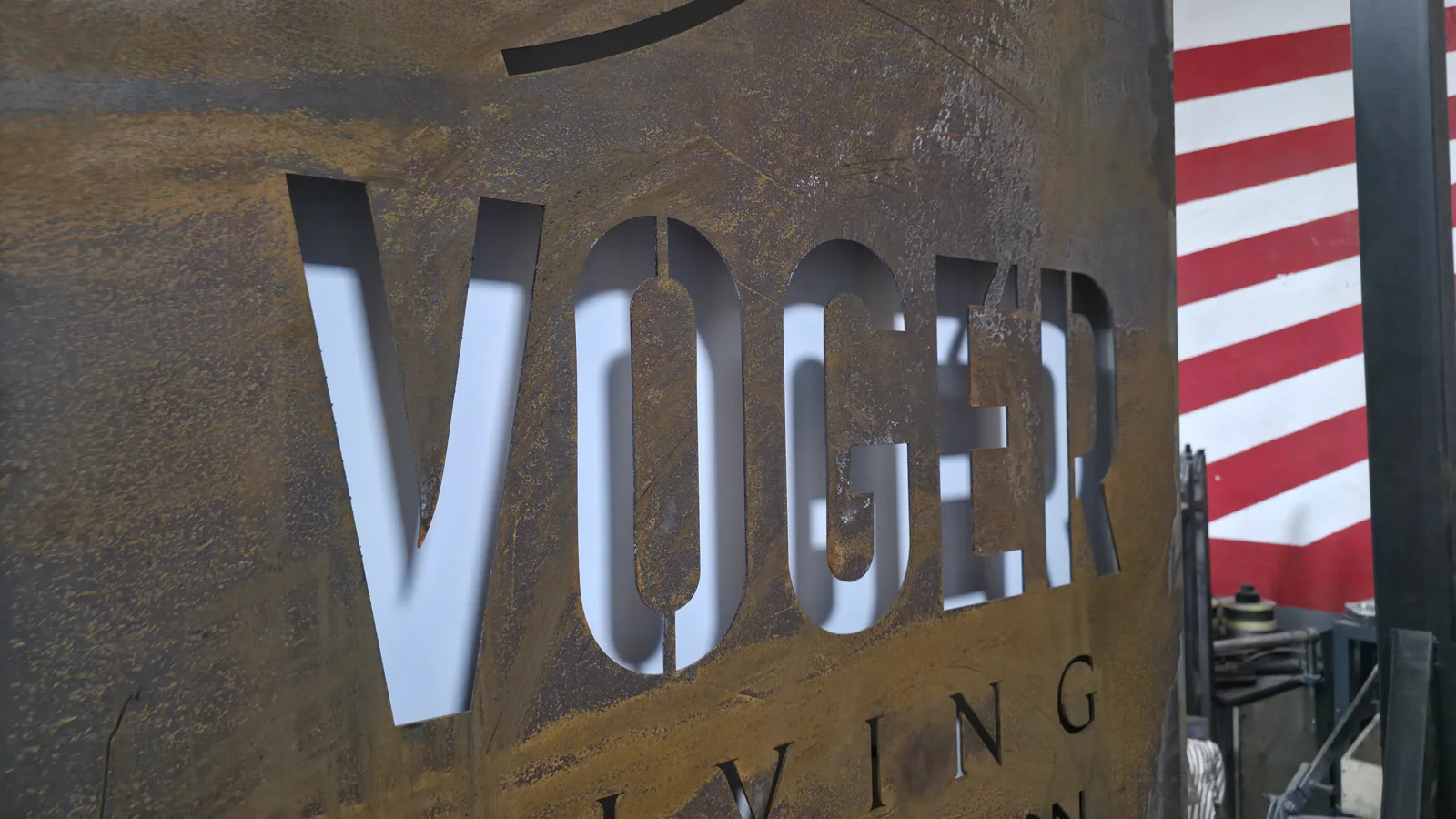 CORTEN TOTEM TABELA
