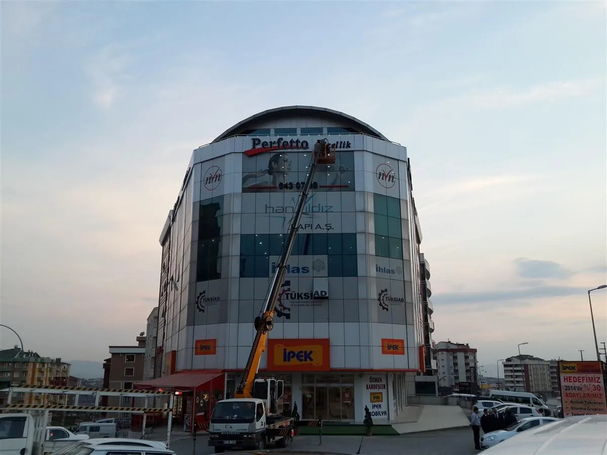 IŞIKLI ALÜMİNYUM KUTU HARF TABELA